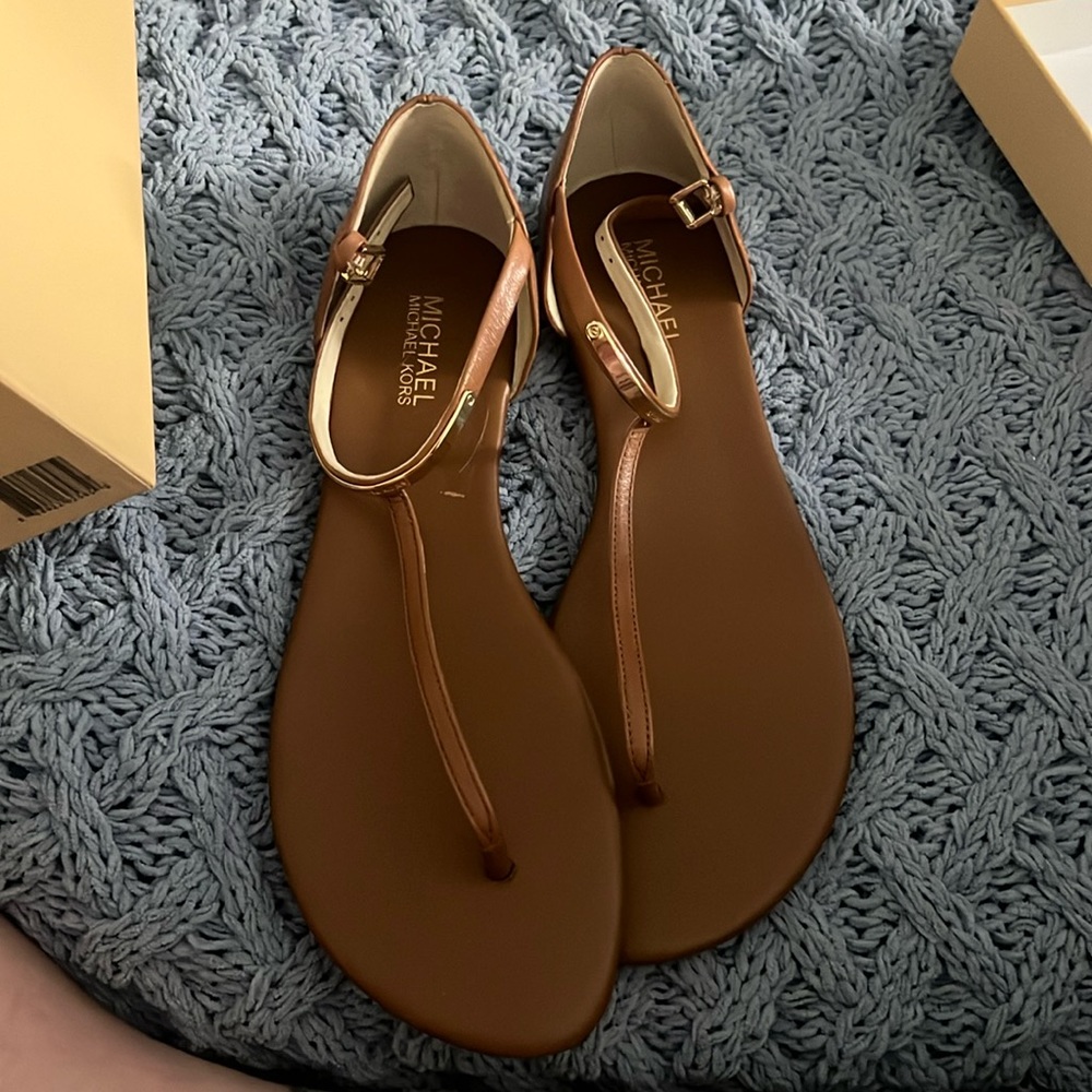 NWT Michael Kors Strappy Thong Sz 10M Cognac Leather Full Heel Ankle Strap